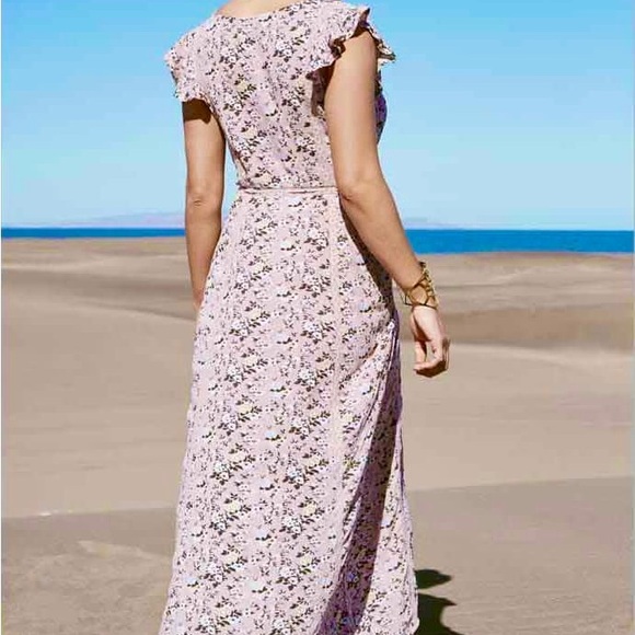 NWOT AMERICAN EAGLE Floral Maxi Dress. Size Small - Picture 2 of 15